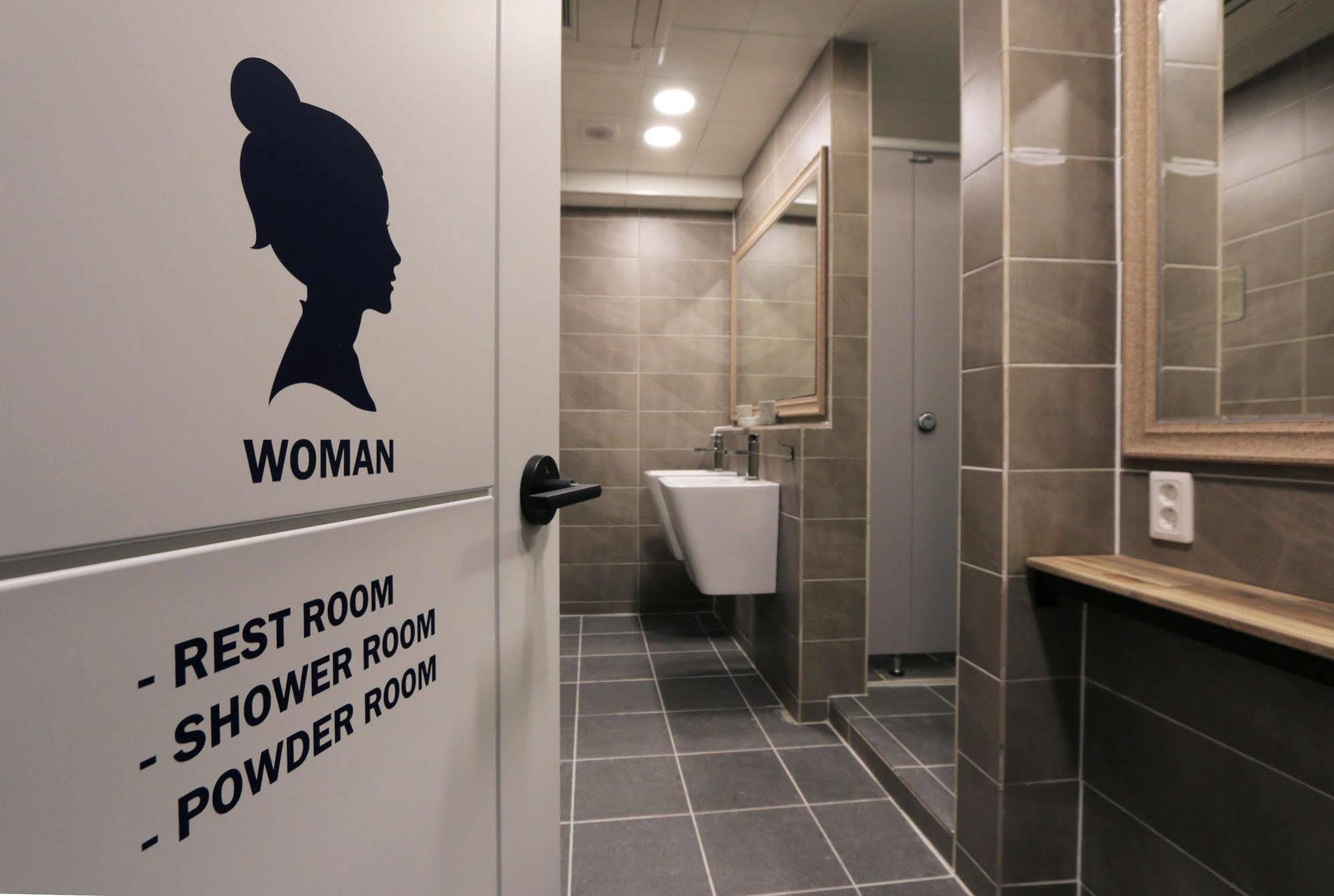 Blueboat Hostel Csondzsu Kültér fotó