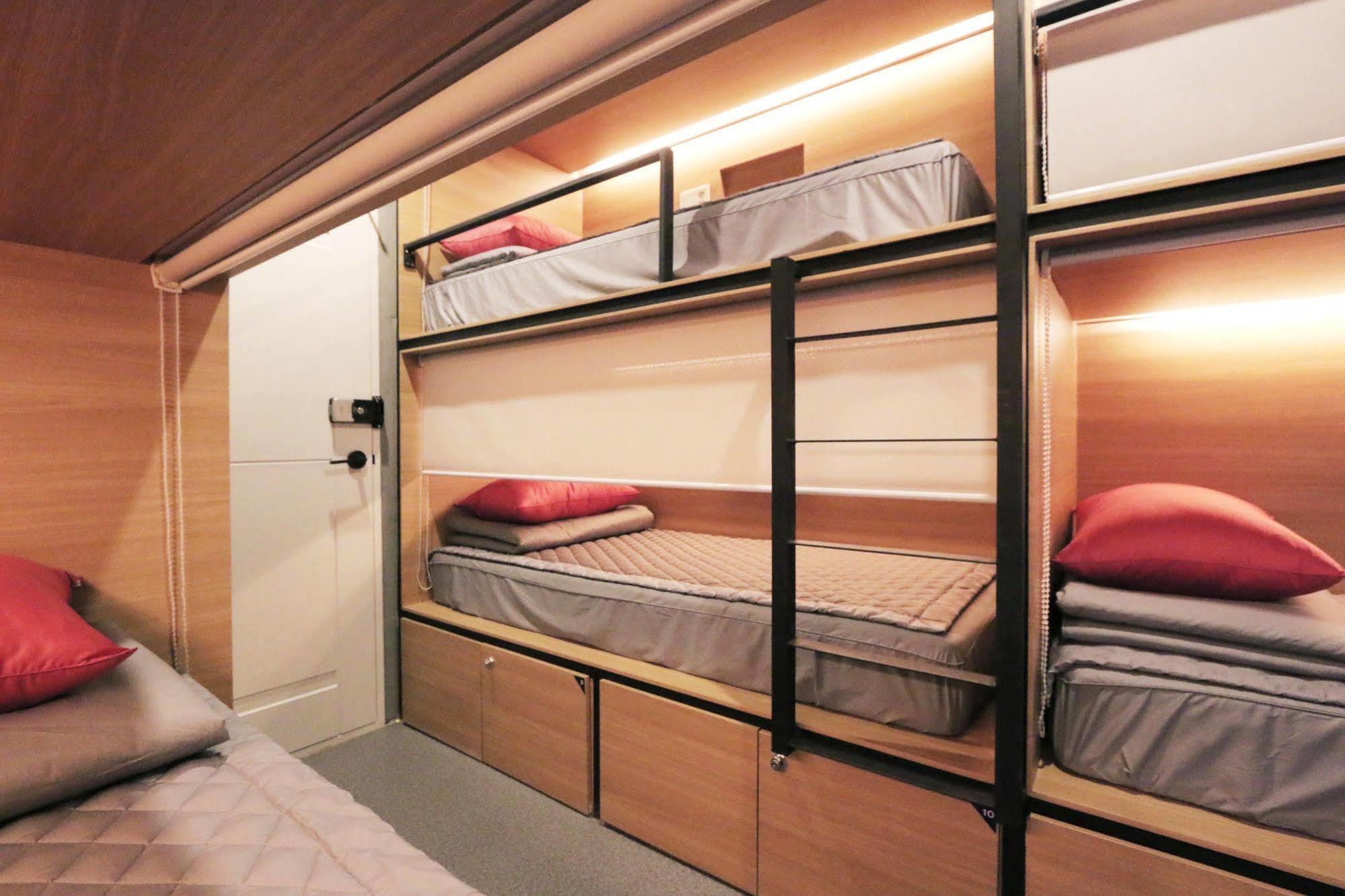 Blueboat Hostel Csondzsu Kültér fotó